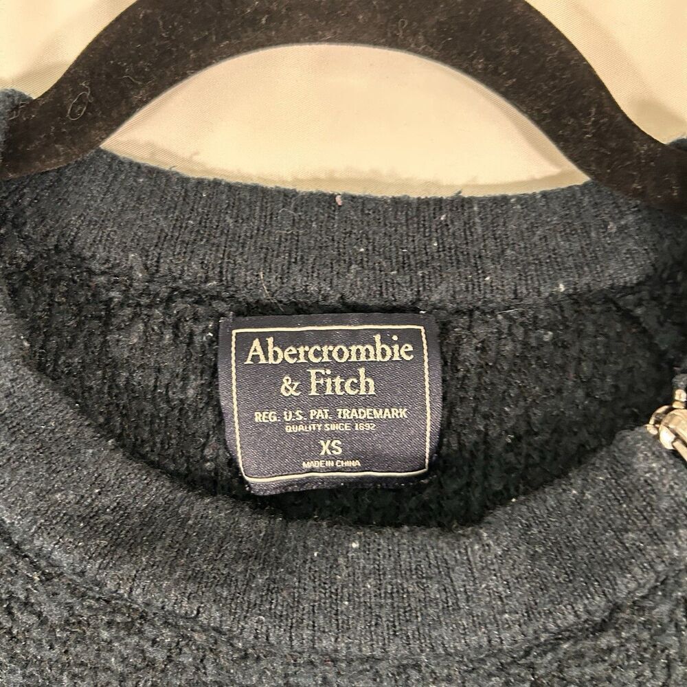 Abercrombie Fitch Sweater Women's XS Blue Knit Long Sleeve Crew Neck Soft - Picture 3 of 5